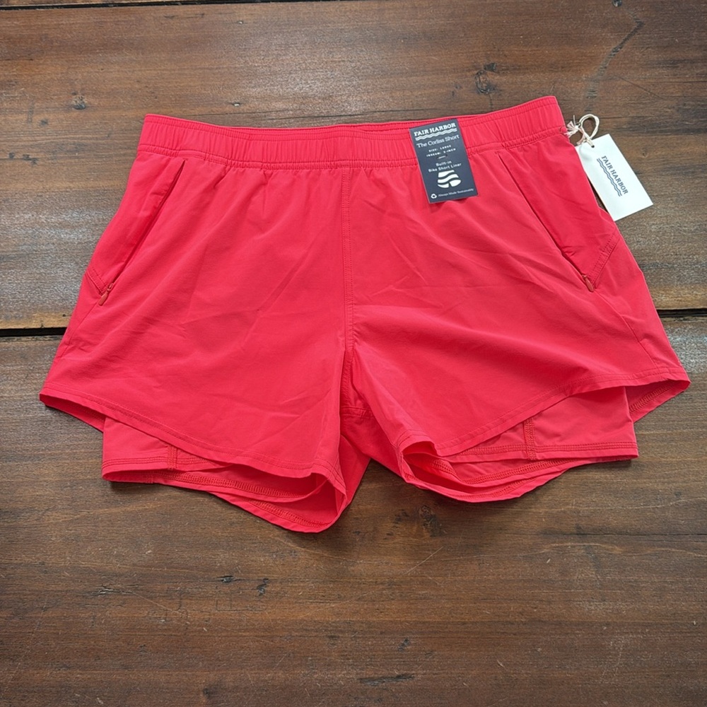 Women's Fair Harbour Shorts Size Large Coral Built in Biker Short Nylon Blend